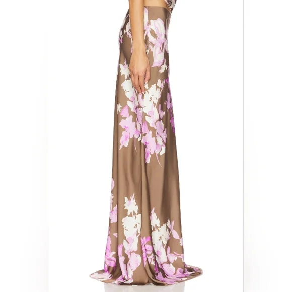 Brand New Rococo Sand Maxi Skirt. Smoke & Pet Free Home